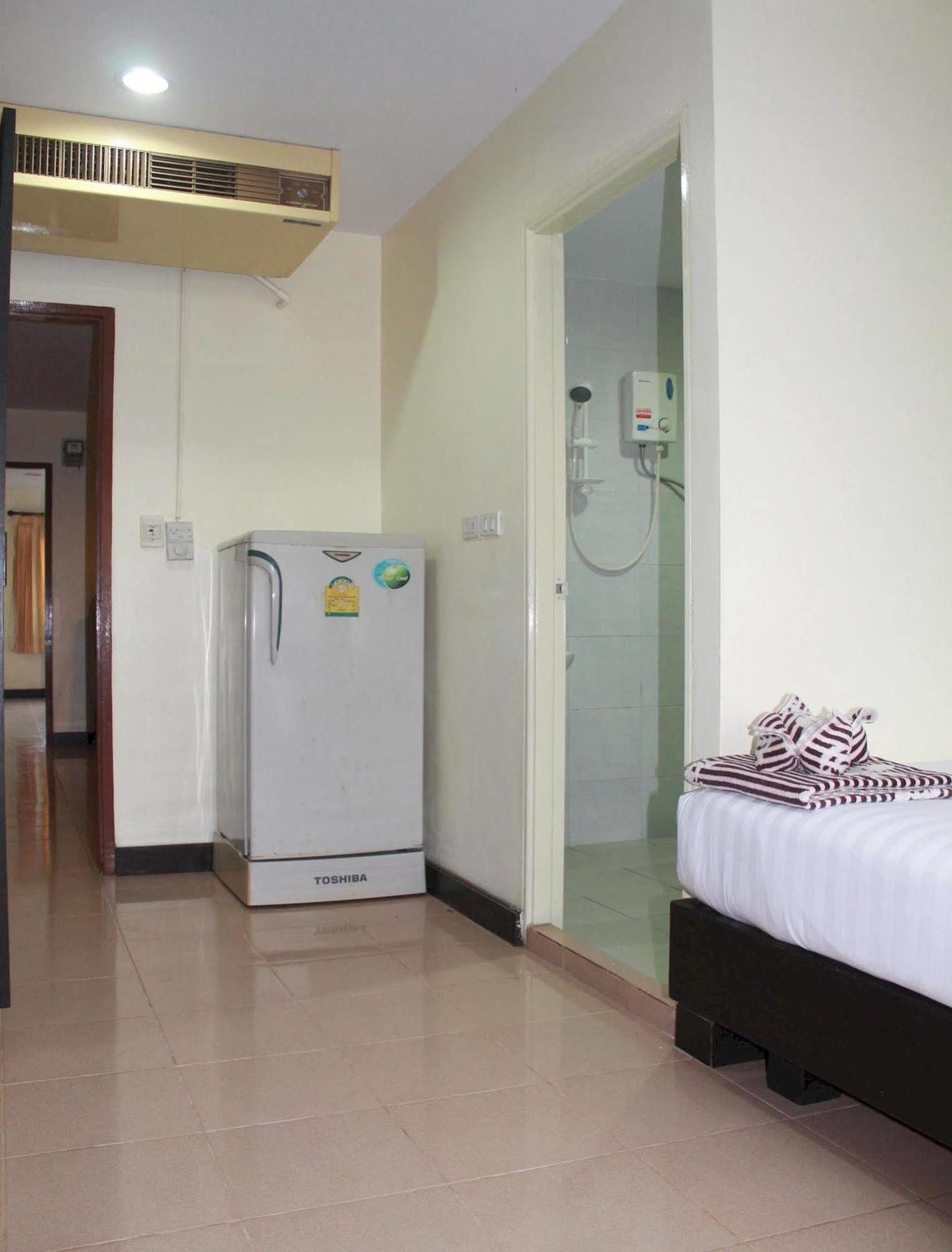 Ash Lodge Patong Bagian luar foto